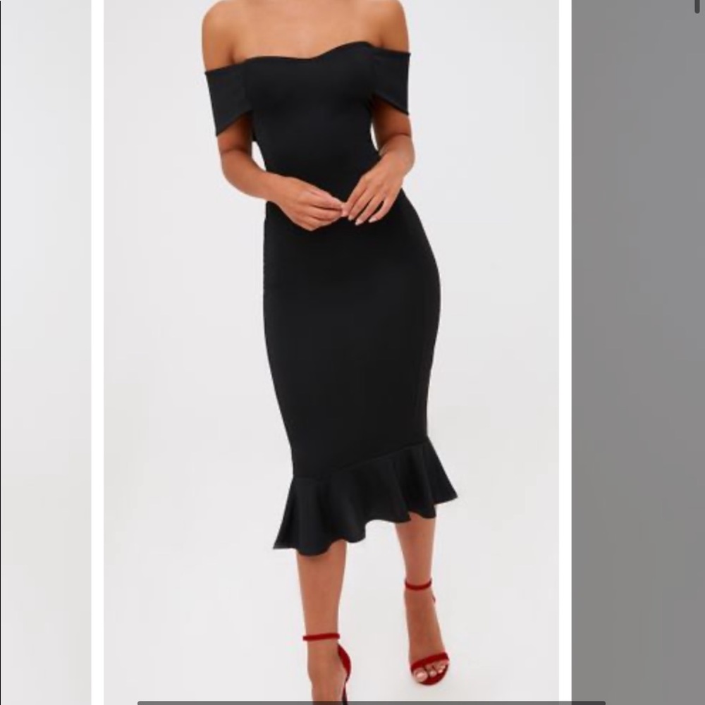 🆕🆕Bardot / Off the shoulder midi dress! 💎